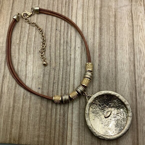 Chico's Hammered Pendant Sliding Charms Gold Tone Suede Cord Necklace - Picture 6 of 8